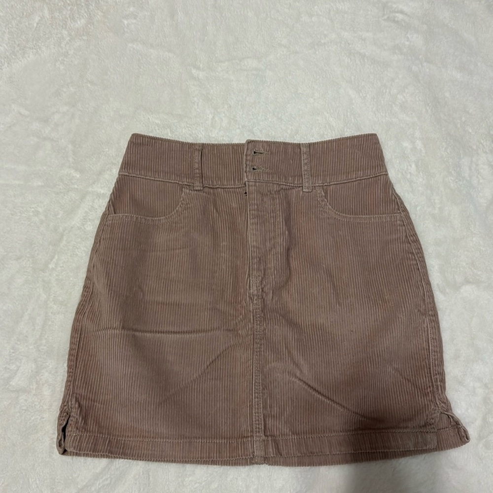⭐️Hollister Ultra High Rise corduroy Skirt